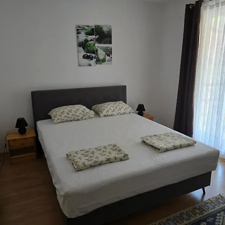 Апартаменты Sajra *