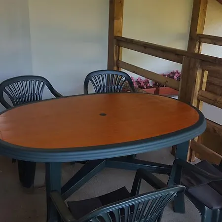 Apartment Sajra *