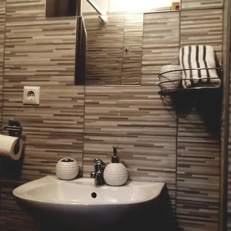 Apartment Sajra Kulen Vakuf