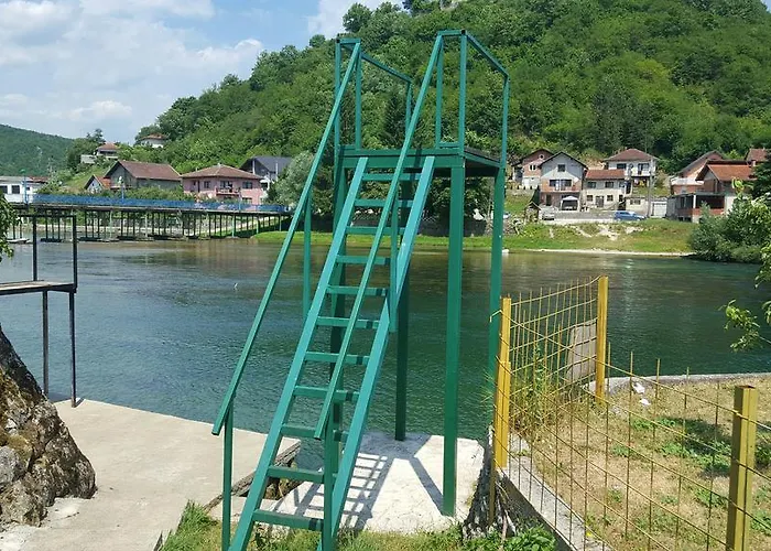 Sajra * קולן וקוף