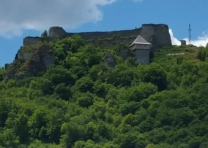 Sajra דירה קולן וקוף